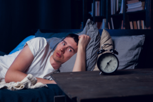 what causes puffy eyes in the morning