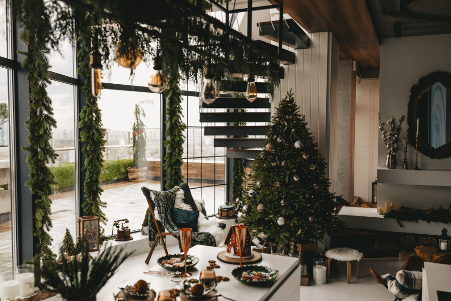 are real christmas trees safe