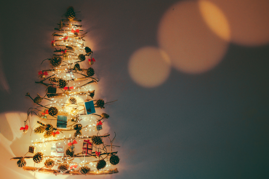 modern unique Christmas tree ideas branches christmas tree
