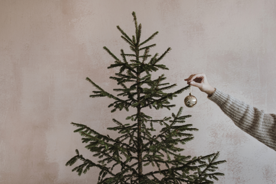 modern unique Christmas tree ideas christmas tree alternatives for small spaces