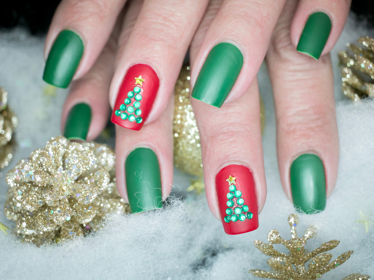 christmas nails Design inspo ideas christmas tree nails