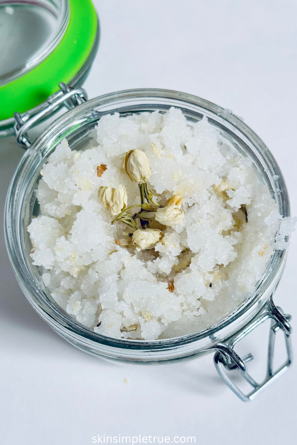 sugar scrub recipe with coconut oil